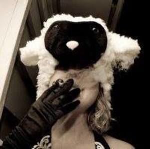 Meet your Posher, Angie